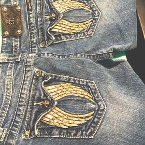 Miss Me jeans size 31 Almost new only worn 4 x Don’t fit me . My loss your gain